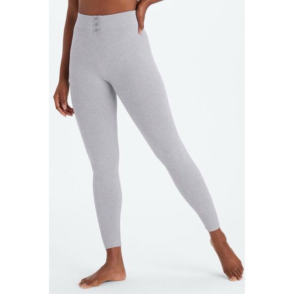 Fabletics Pants - Fabletics Sz XS Gray Cable Knit 7/8 Legging